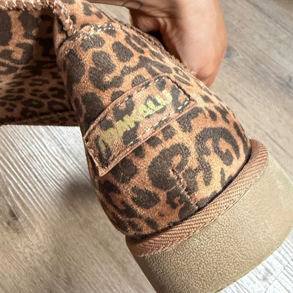Y2K Bratz Doll Scene Leopard Print Faux Fur Lined Boots Brown Tan‎ Size 10